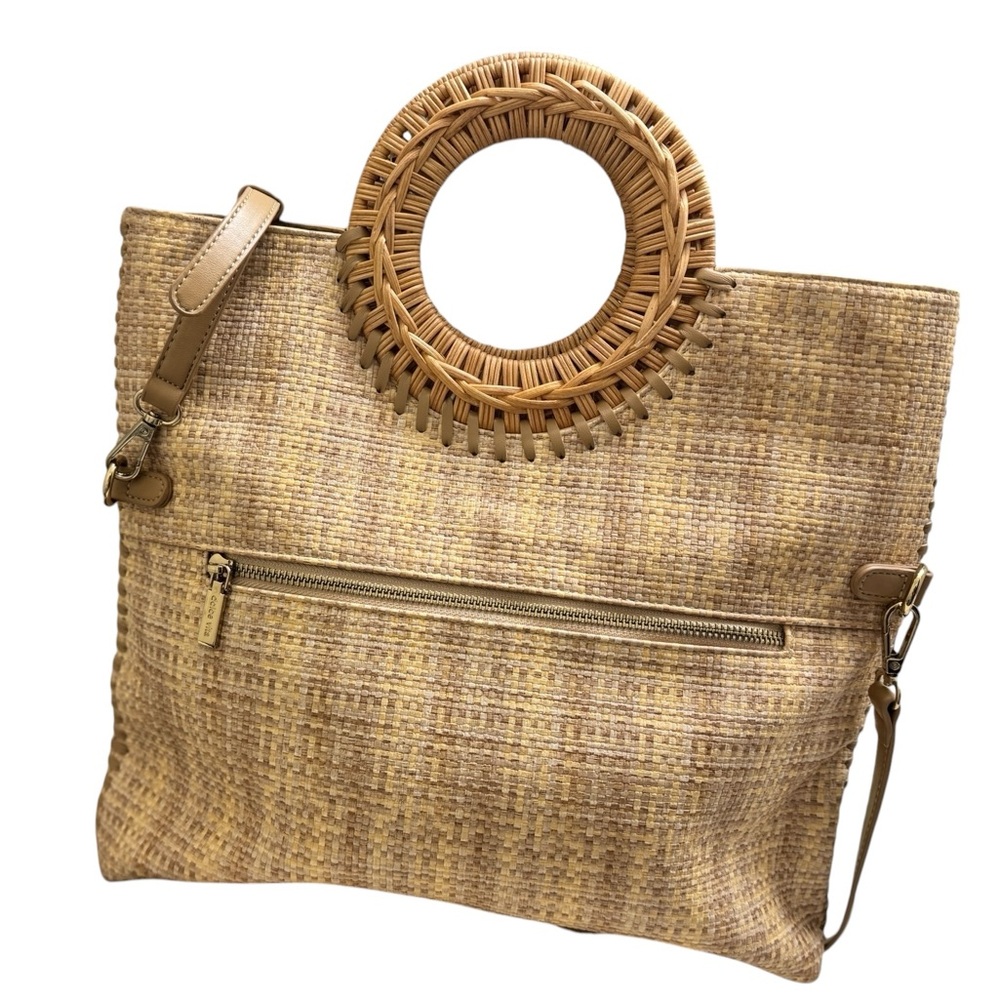 Dolce Vita
Lilah Foldover Clutch - Picture 5 of 11